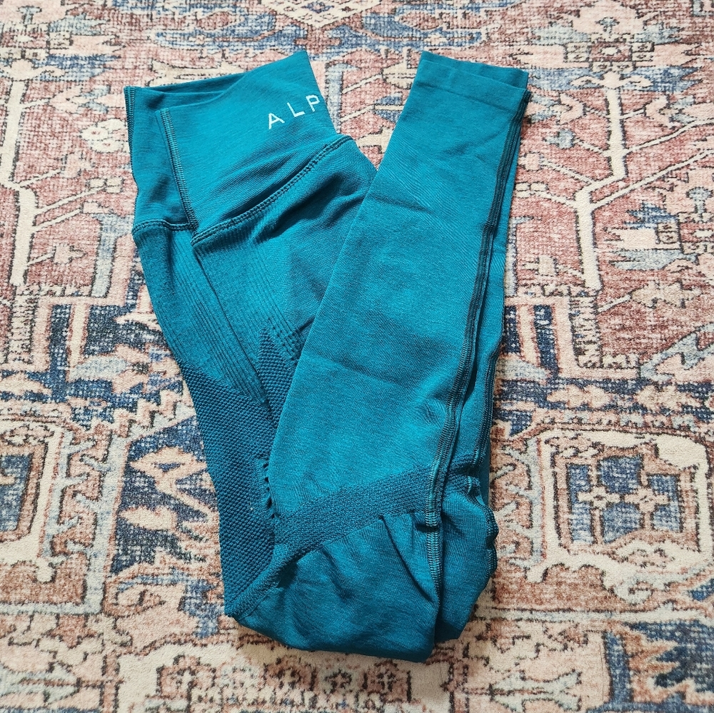 Alphalete knit teal leggings, size small